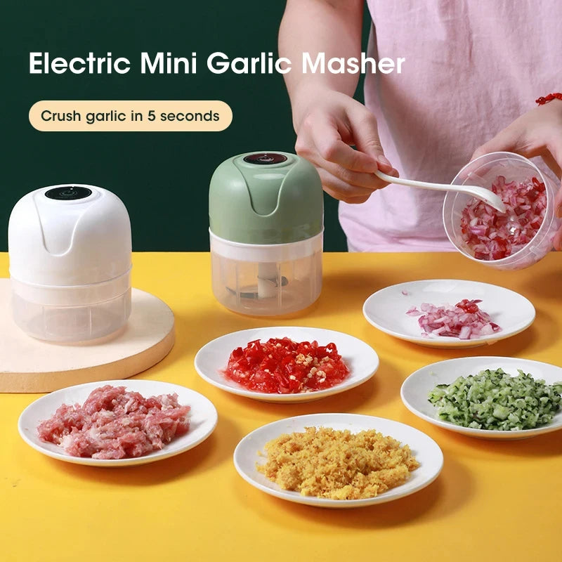 Mini Electric Food Chopper – 250ml USB Garlic & Vegetable Grinder