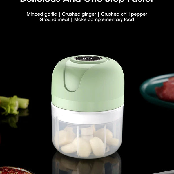 Mini Electric Food Chopper – 250ml USB Garlic & Vegetable Grinder